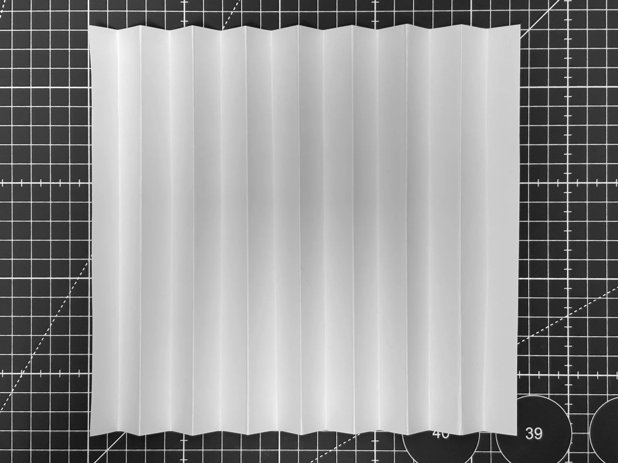 Folding 01 – accordion model